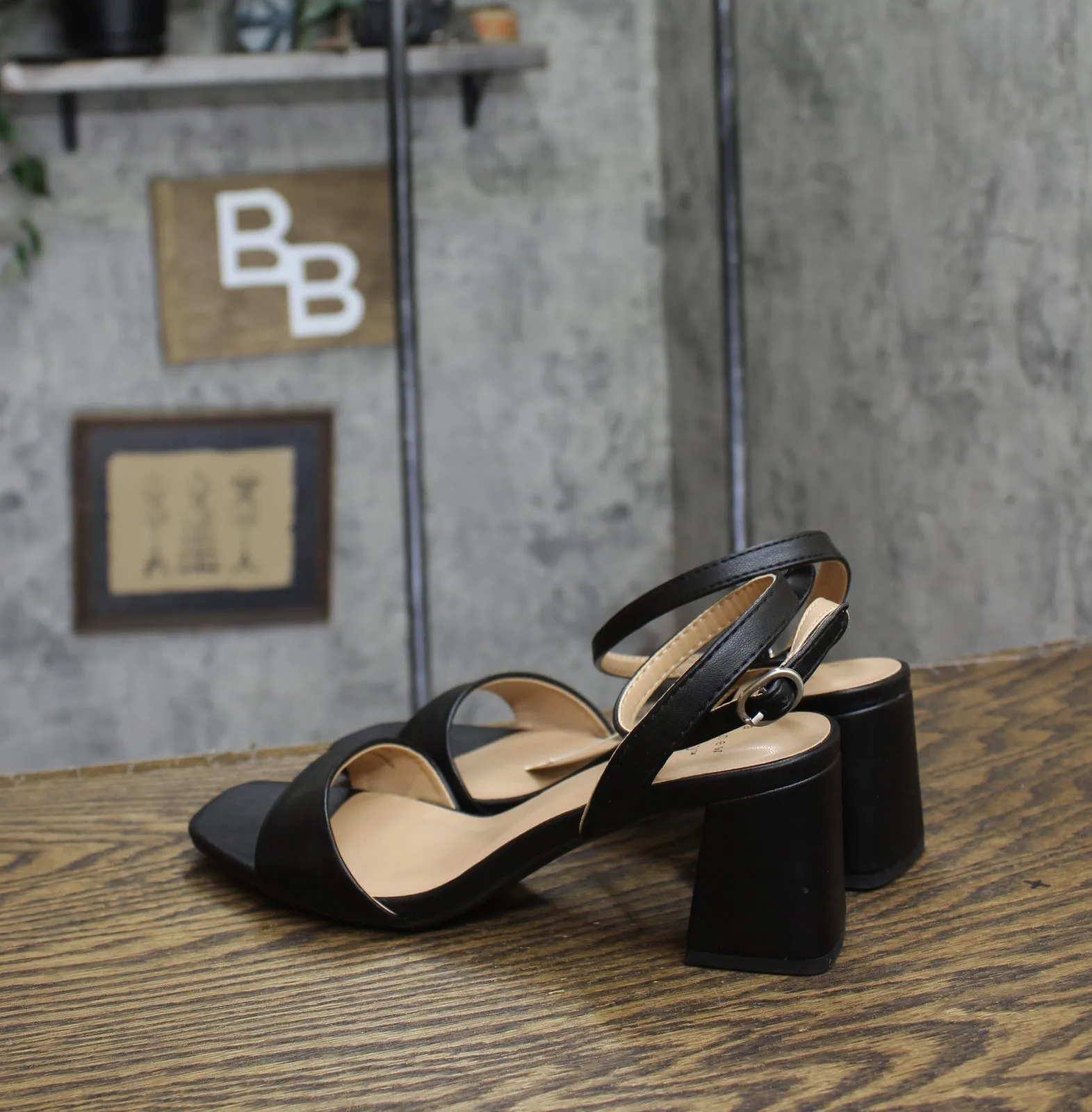 A New Day Womens Shannon Heels with Memory Foam Insole 89469406 Black 7.5M