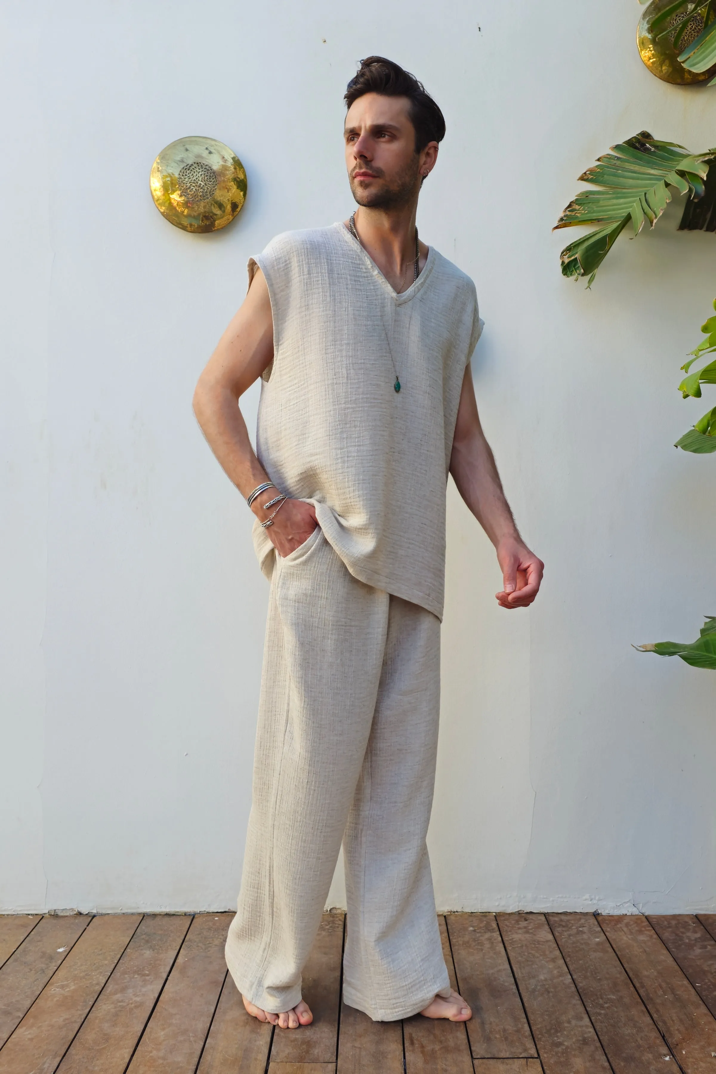 AEOLUS V-Neck Hemp Shirt, Sleeveless