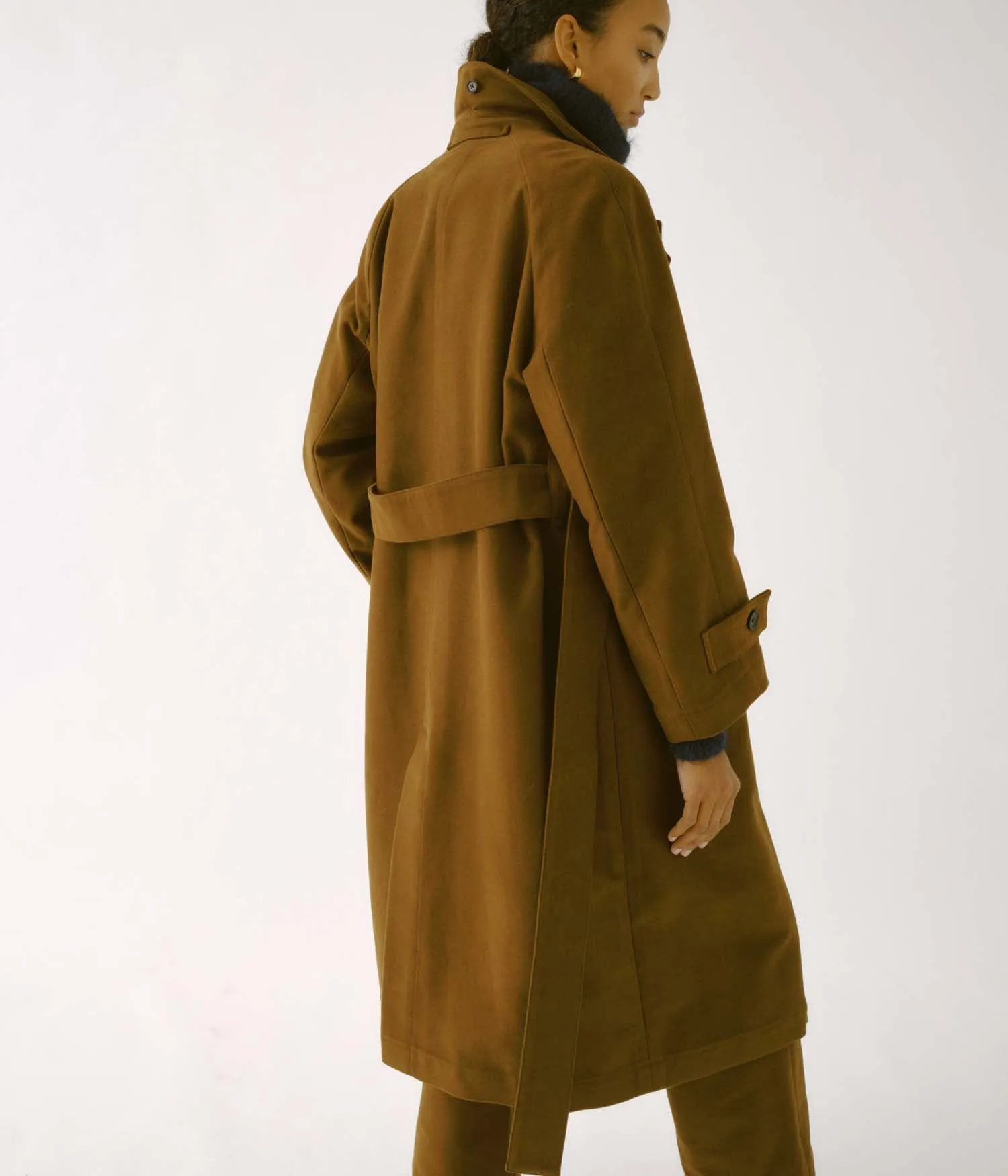 Balmacaan Coat in Olive