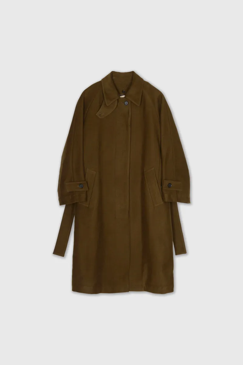 Balmacaan Coat in Olive
