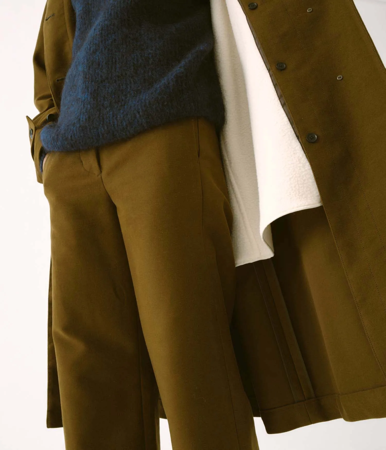Balmacaan Coat in Olive