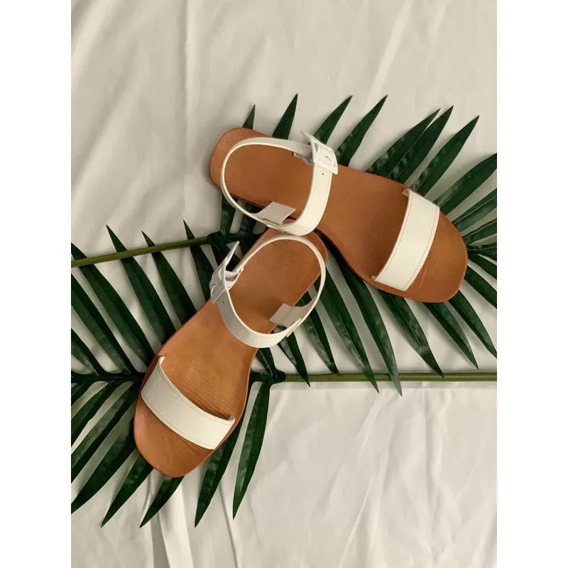 Beach Lover Sandal - White