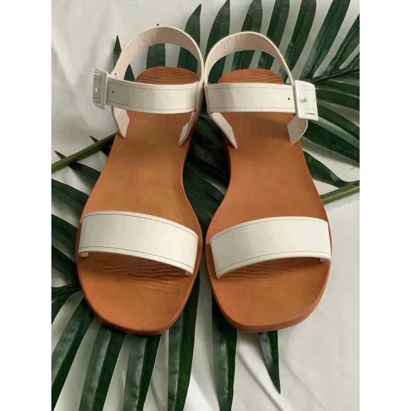 Beach Lover Sandal - White