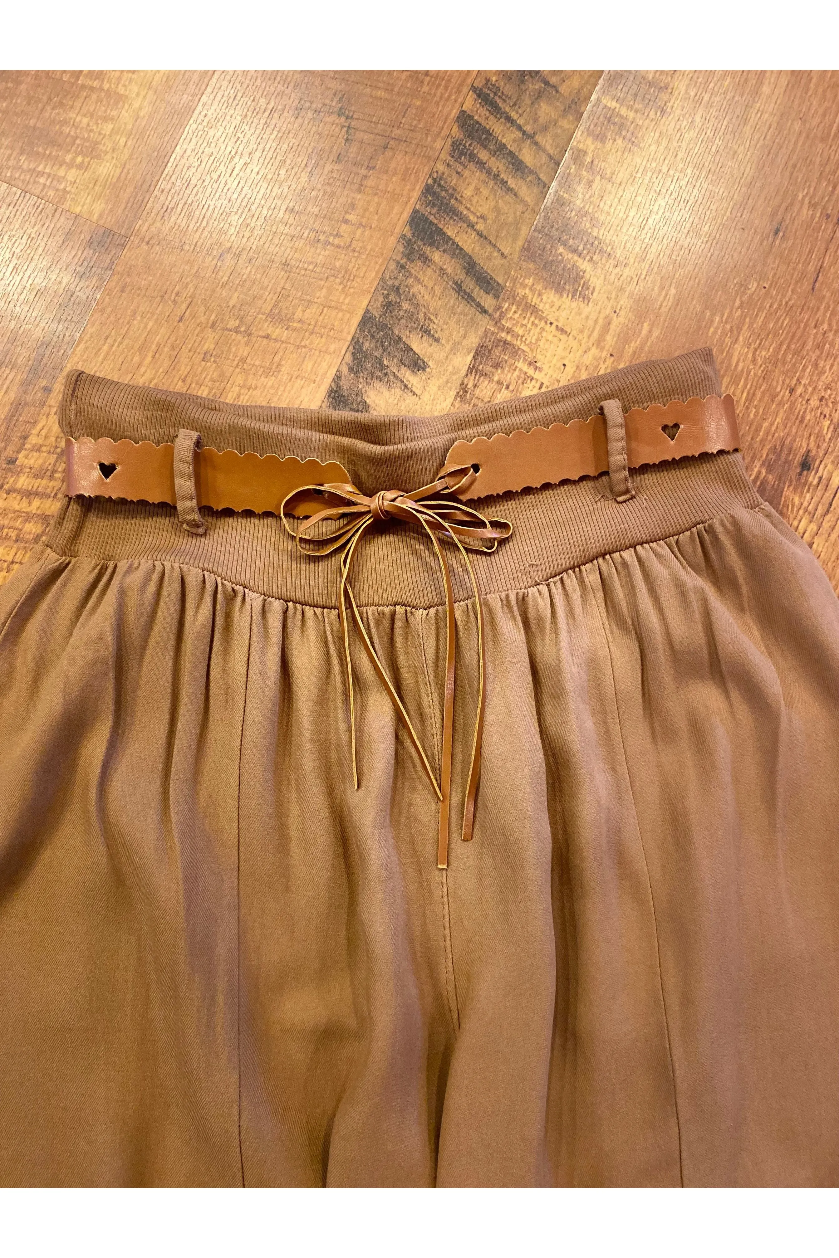 Bella Amore - Wide Leg Tobacco Pants with Belt - 9038