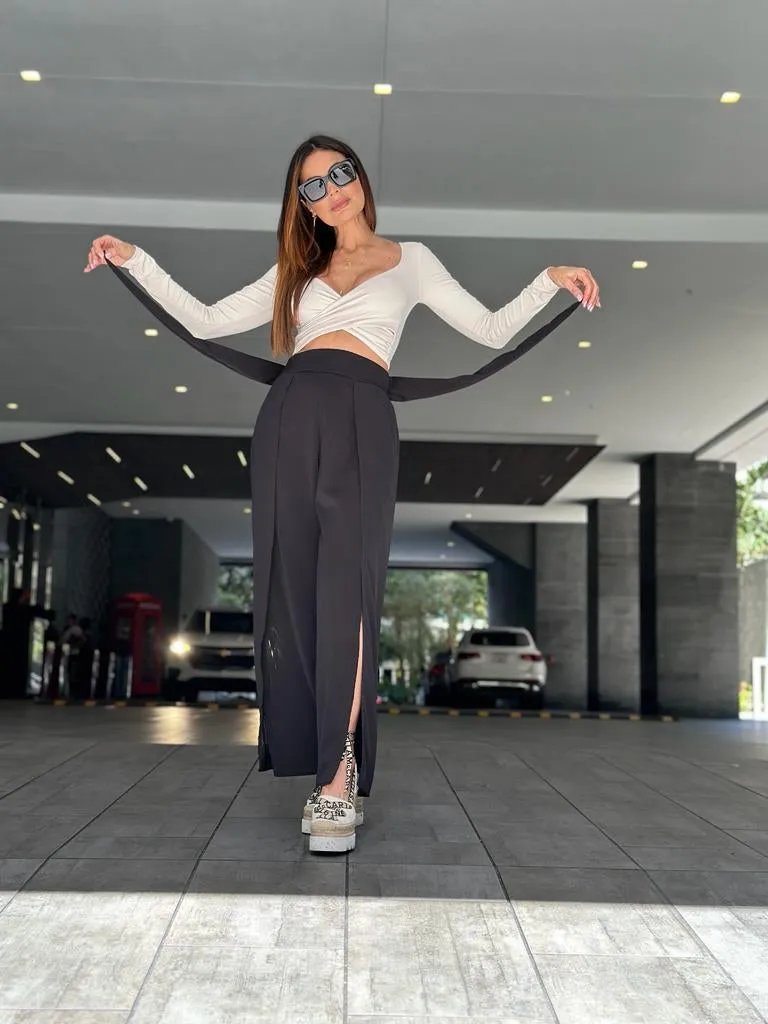 BLACK PERFECT PANTS