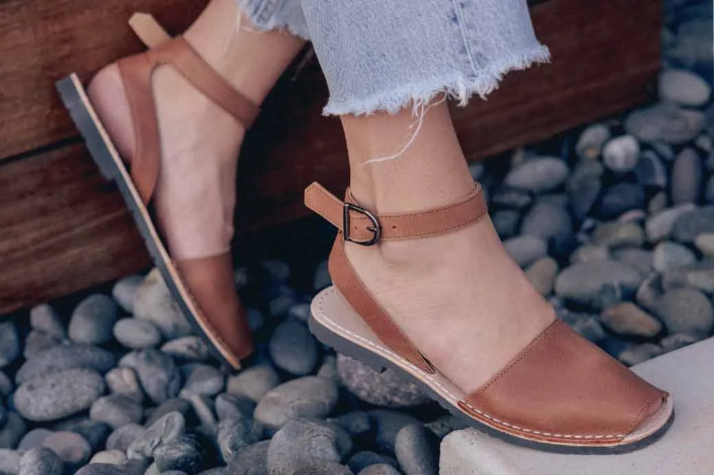 Brown Ankle Pons