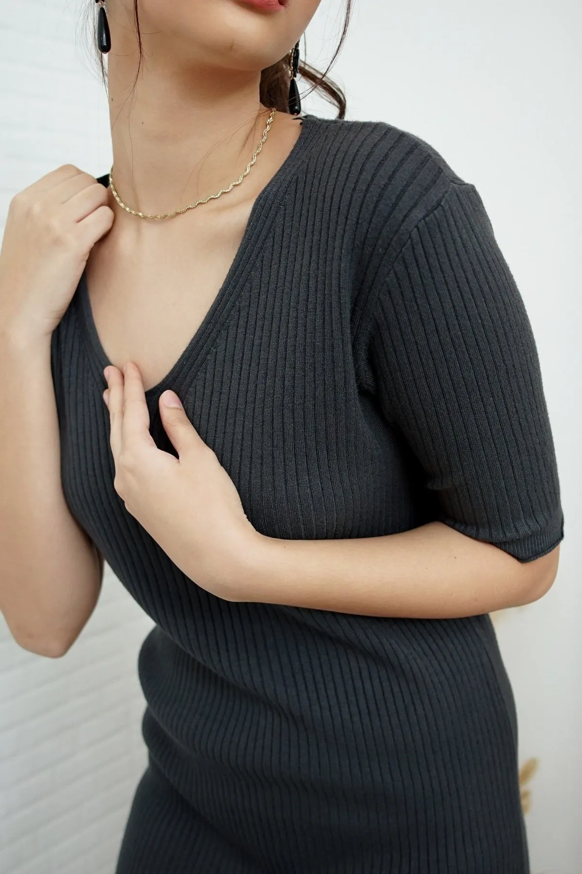 BRYNN Rib-Knit Midi Dress (Charcoal Grey)