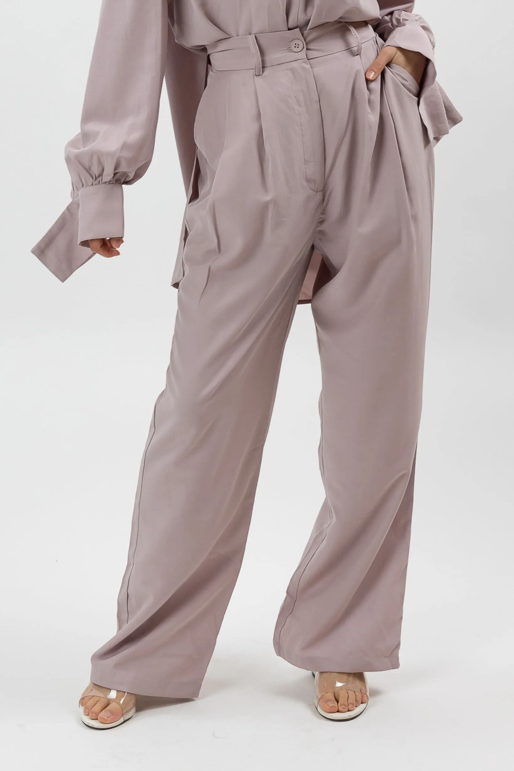 Carli Detailed Pants