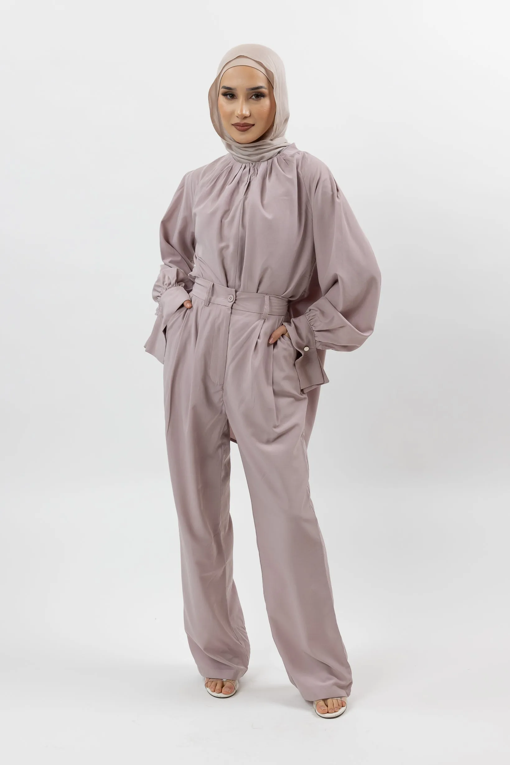 Carli Detailed Pants