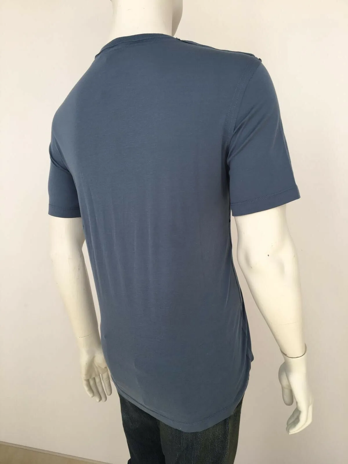 Chapman Zulu Statue T-Shirt