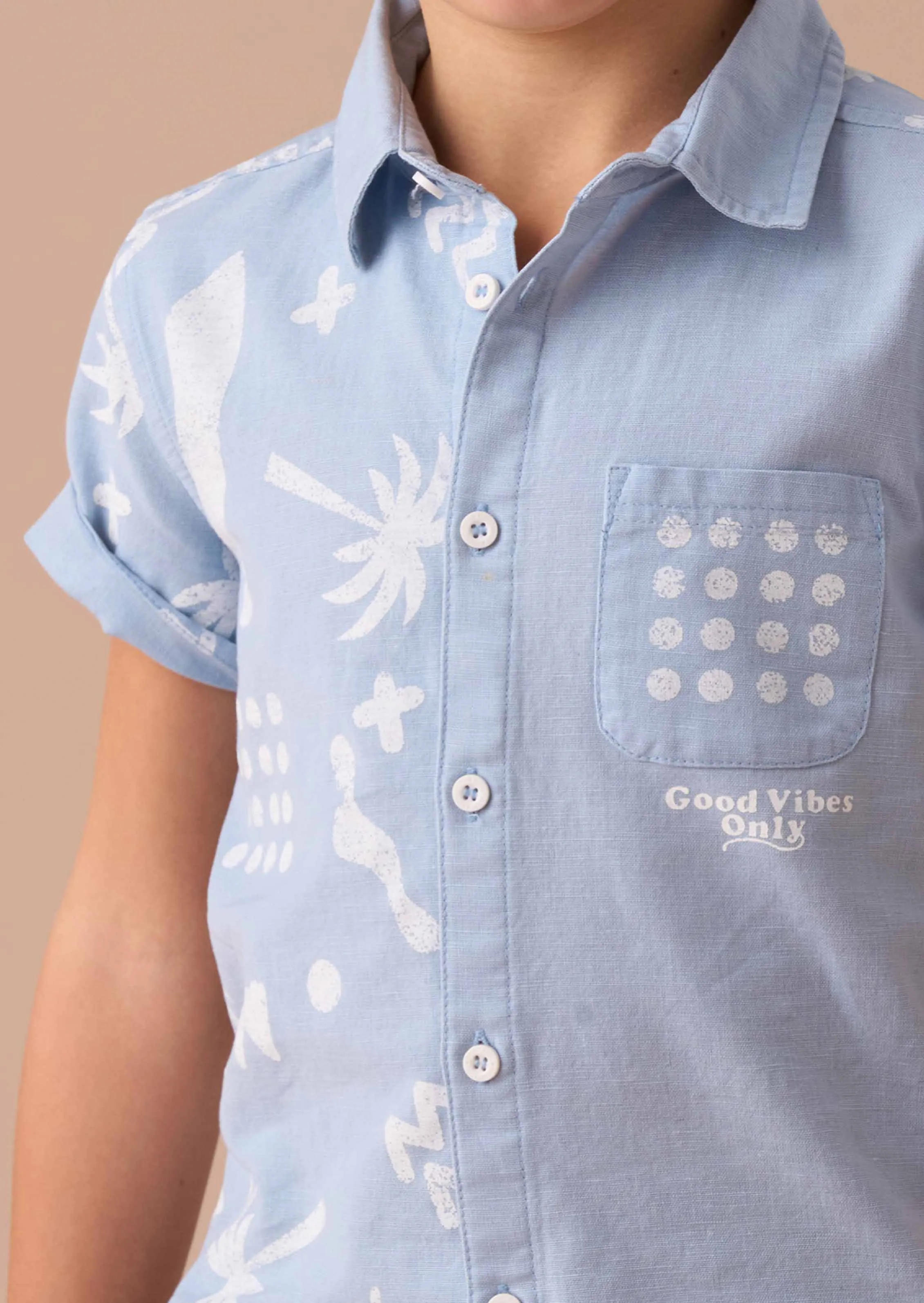Connor Blue Distresed Printed Holiday Shirt