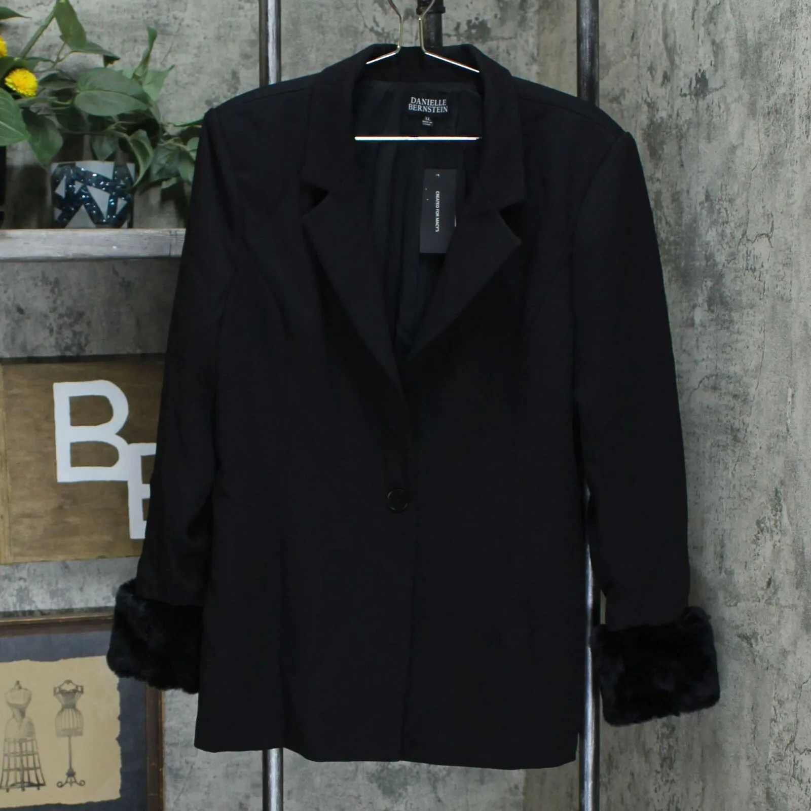 Danielle Bernstein Women's Faux Fur Trim Blazer