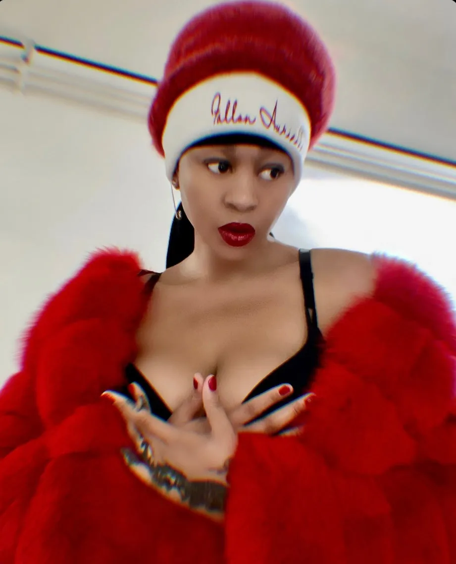 Fallon Aurielle Mink Fur Hat (Red)