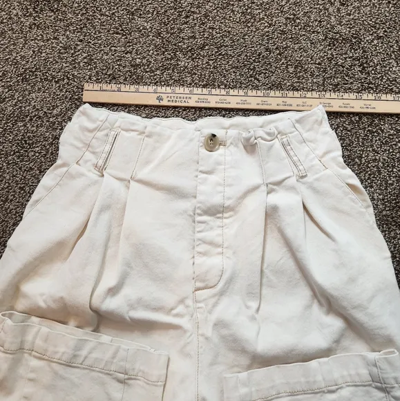 Free People Pleated Carrot Cropped Pants Ecru Size 6