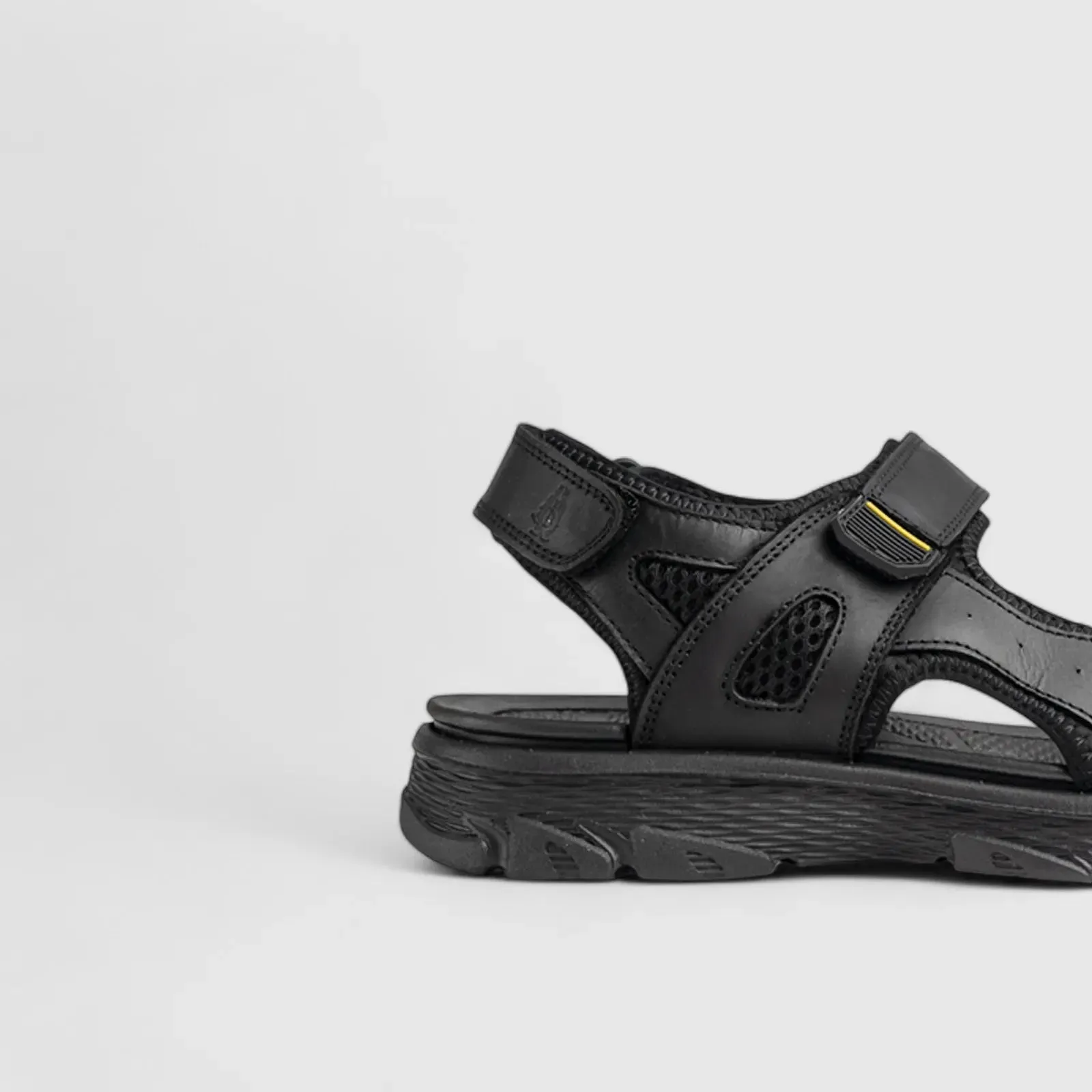 Harvie Comfort Strap Sandal Black 00877