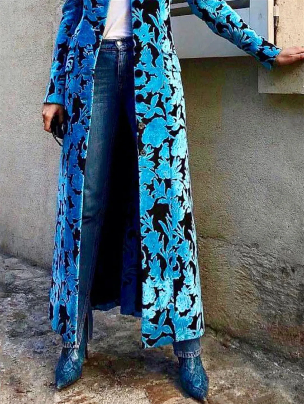 High Quality Long Floral Lapel Collar Soft Velvet Trench Coat