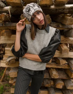 Hugged Angora Beret