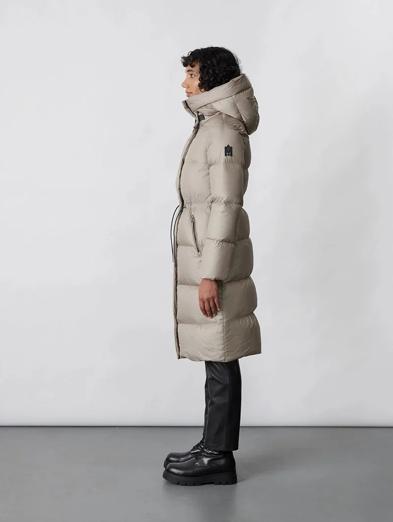 ISHANI Foil Shield Long Down with Hood Champagne