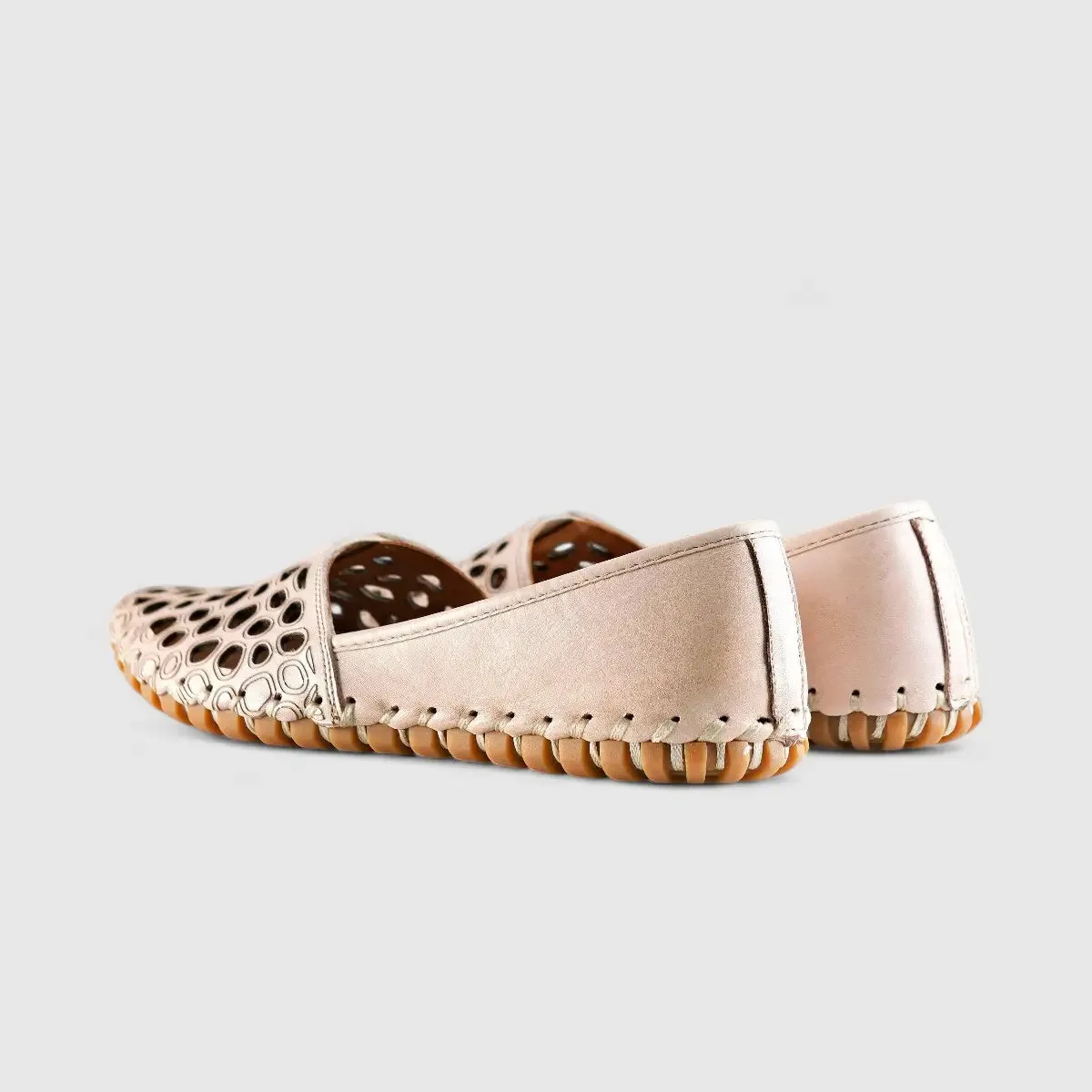 Karyoka Comfort Leather Casuals Beige 1164