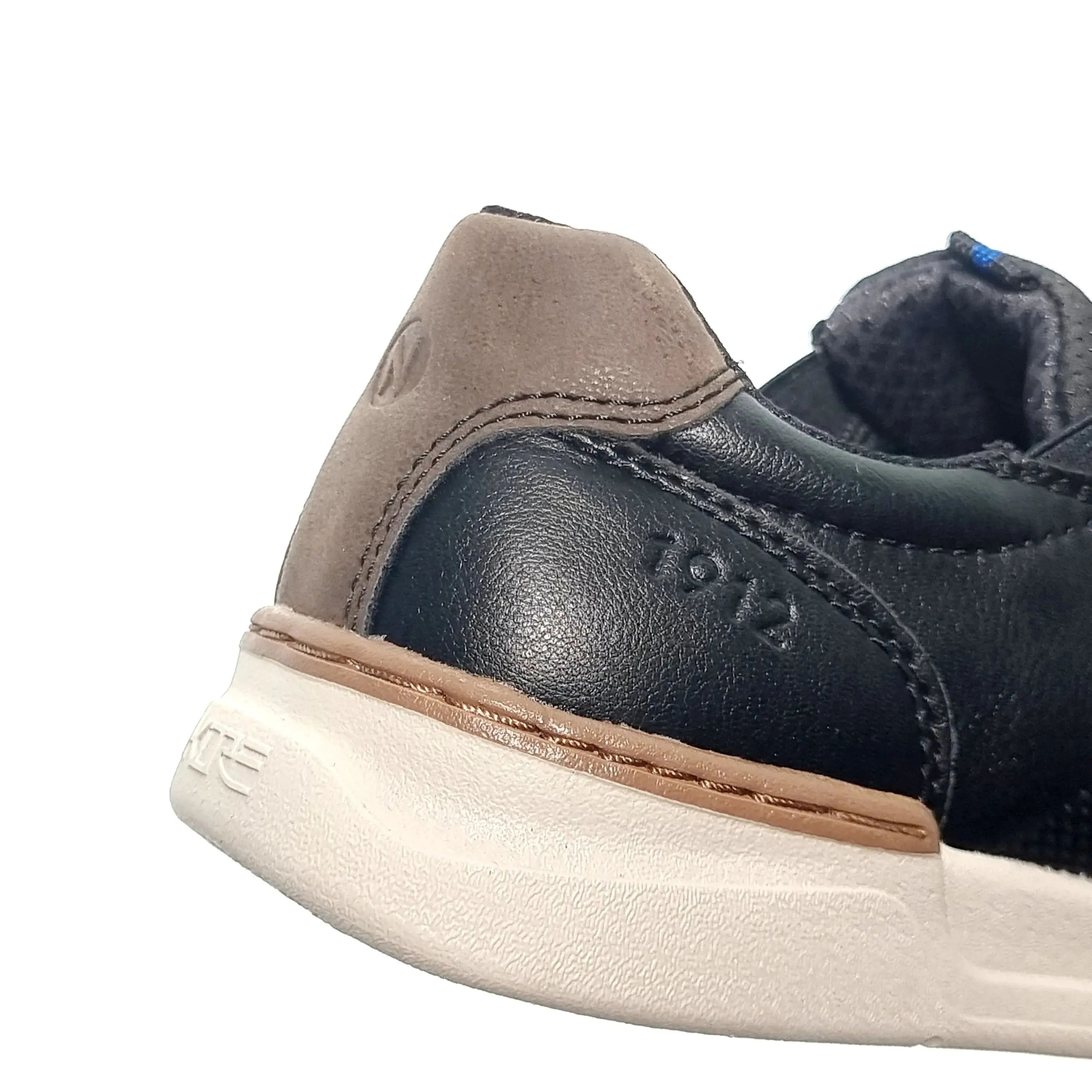 Kore Tour Casual Sneakers