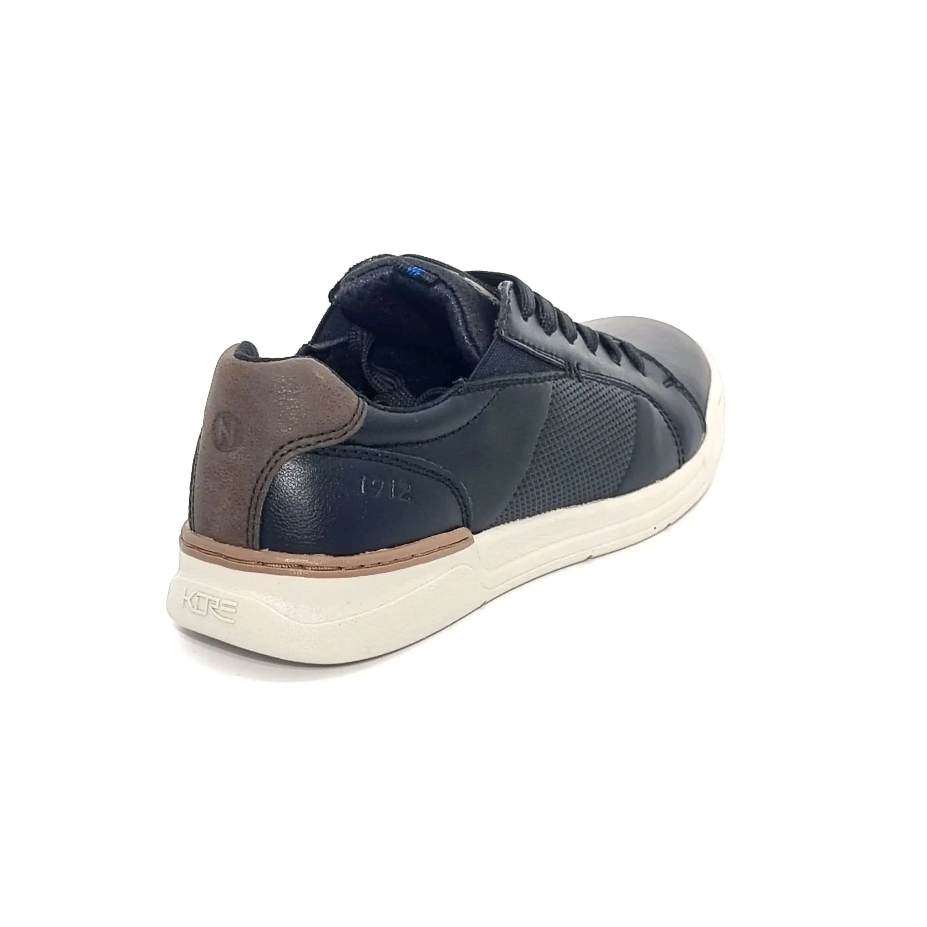 Kore Tour Casual Sneakers