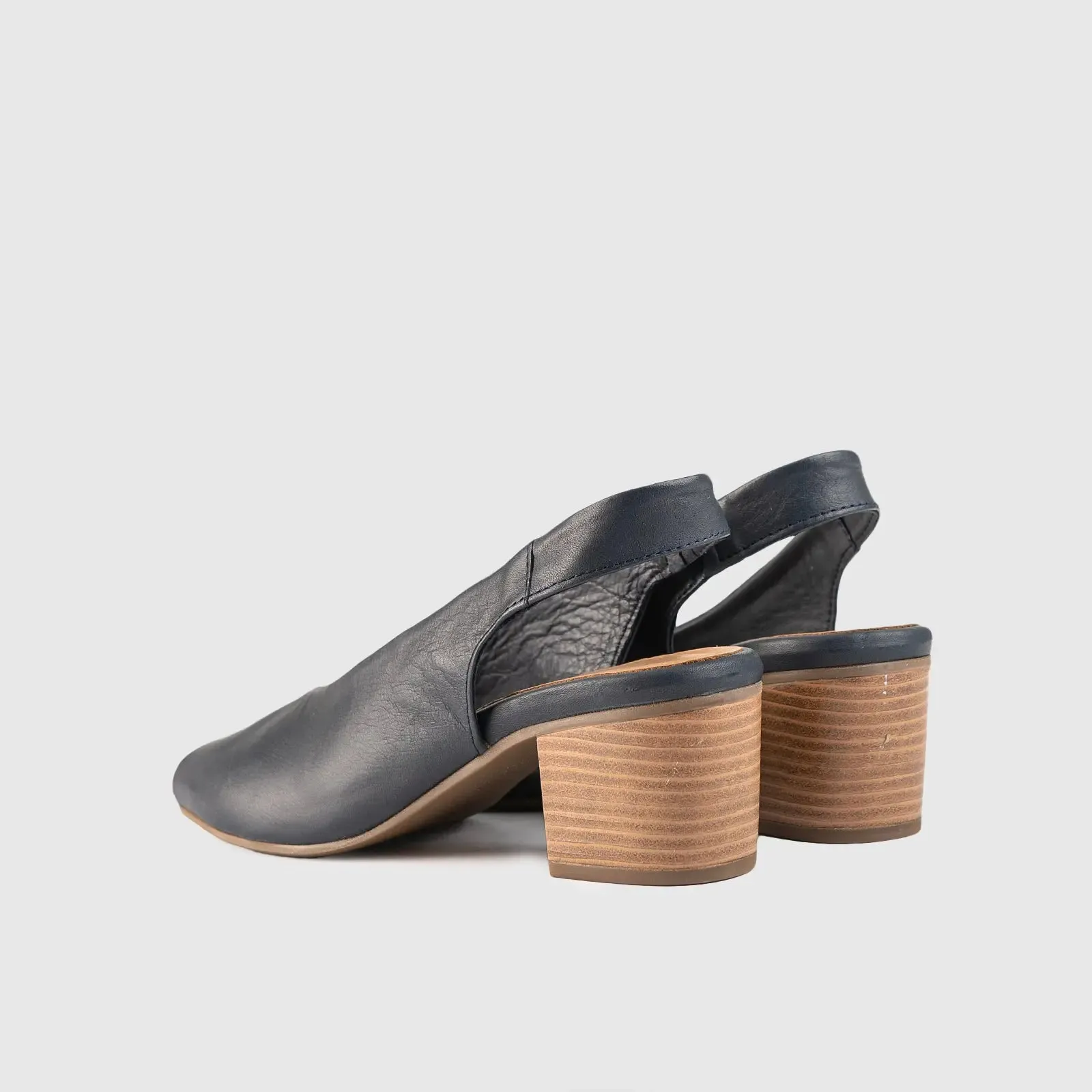 Leather Comfort Block Heel Sandal Navy 6012