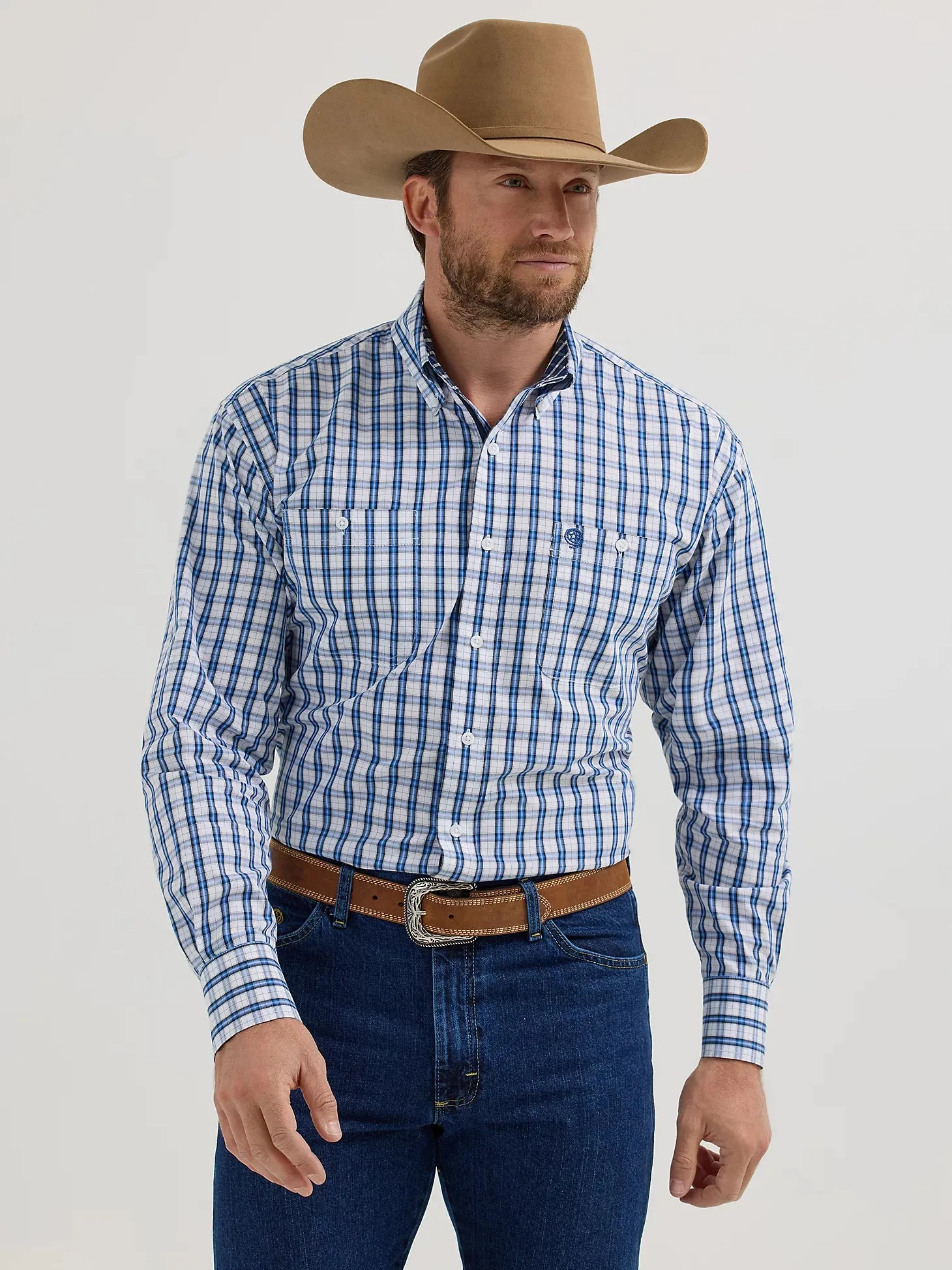 Men's Wrangler George Strait Long Sleeve Button Down - Deep Navy Plaid