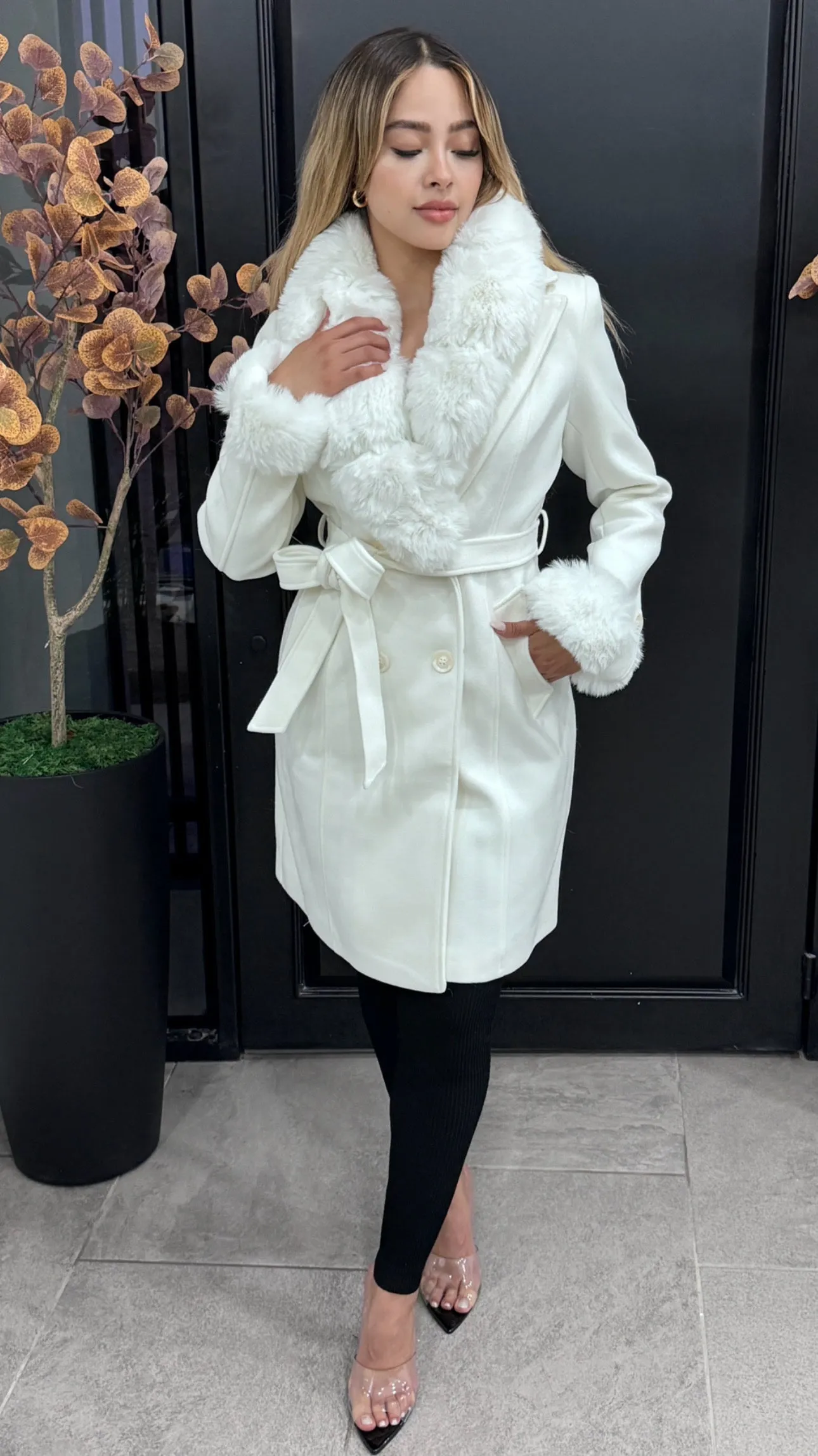 MONTREAL WHITE COAT