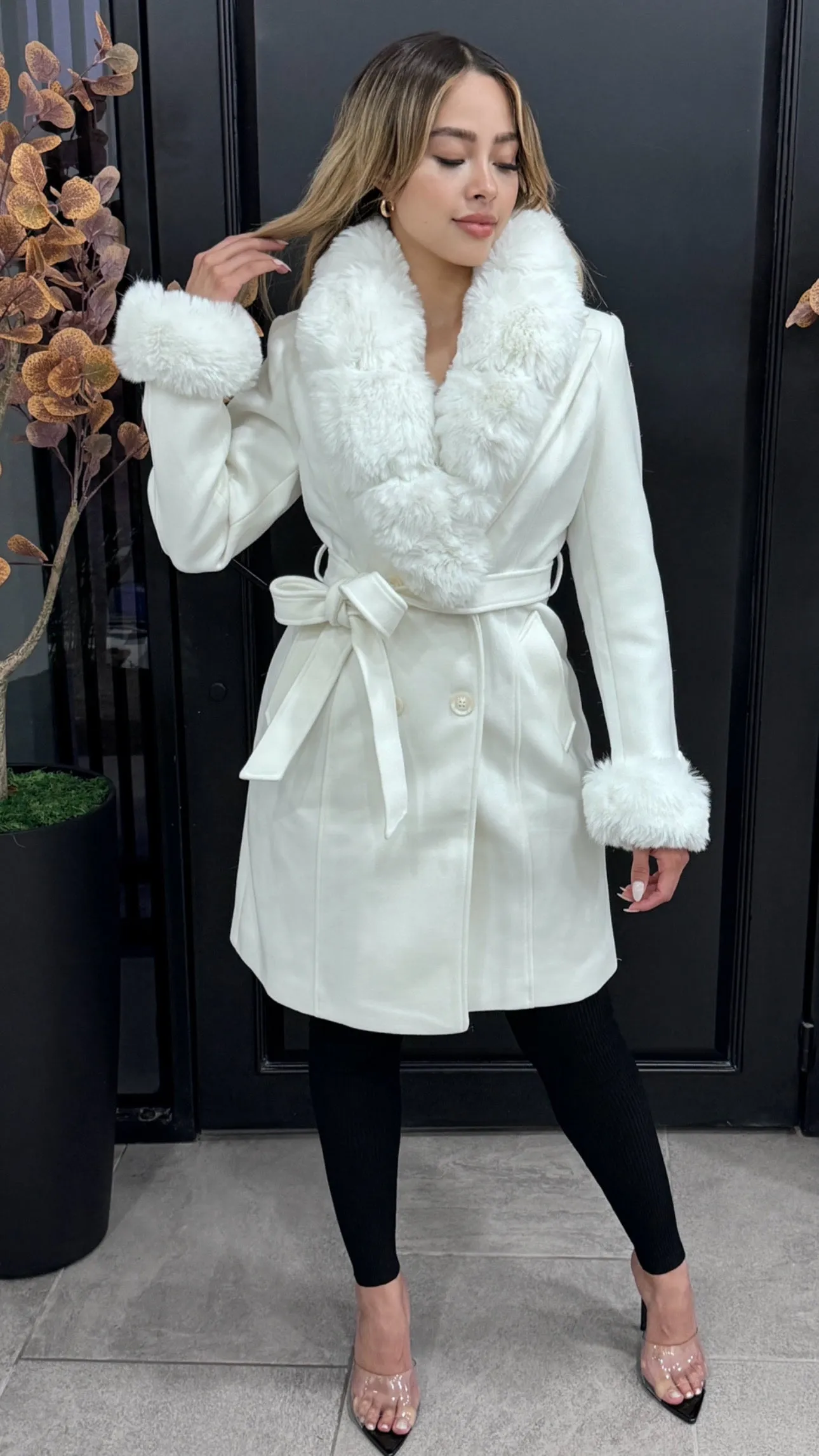 MONTREAL WHITE COAT