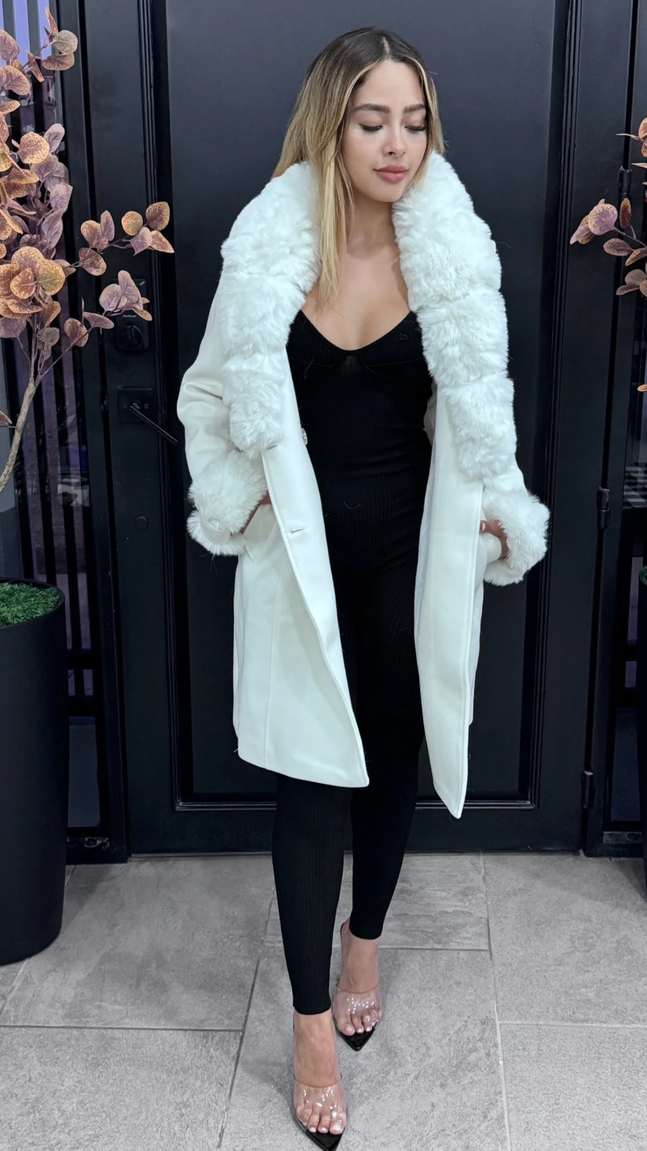 MONTREAL WHITE COAT