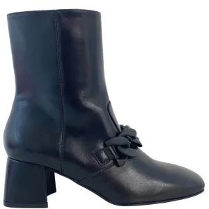 NeroGiardini Black Leather Block Heel Ankle Boots