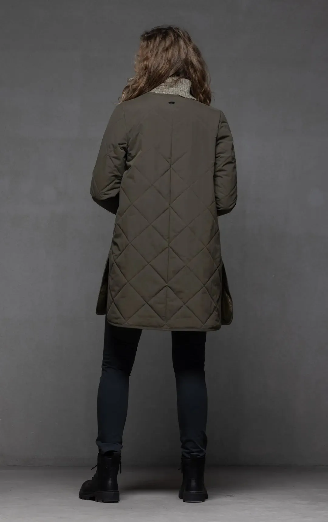 QUILTED PRIMALOFT COAT