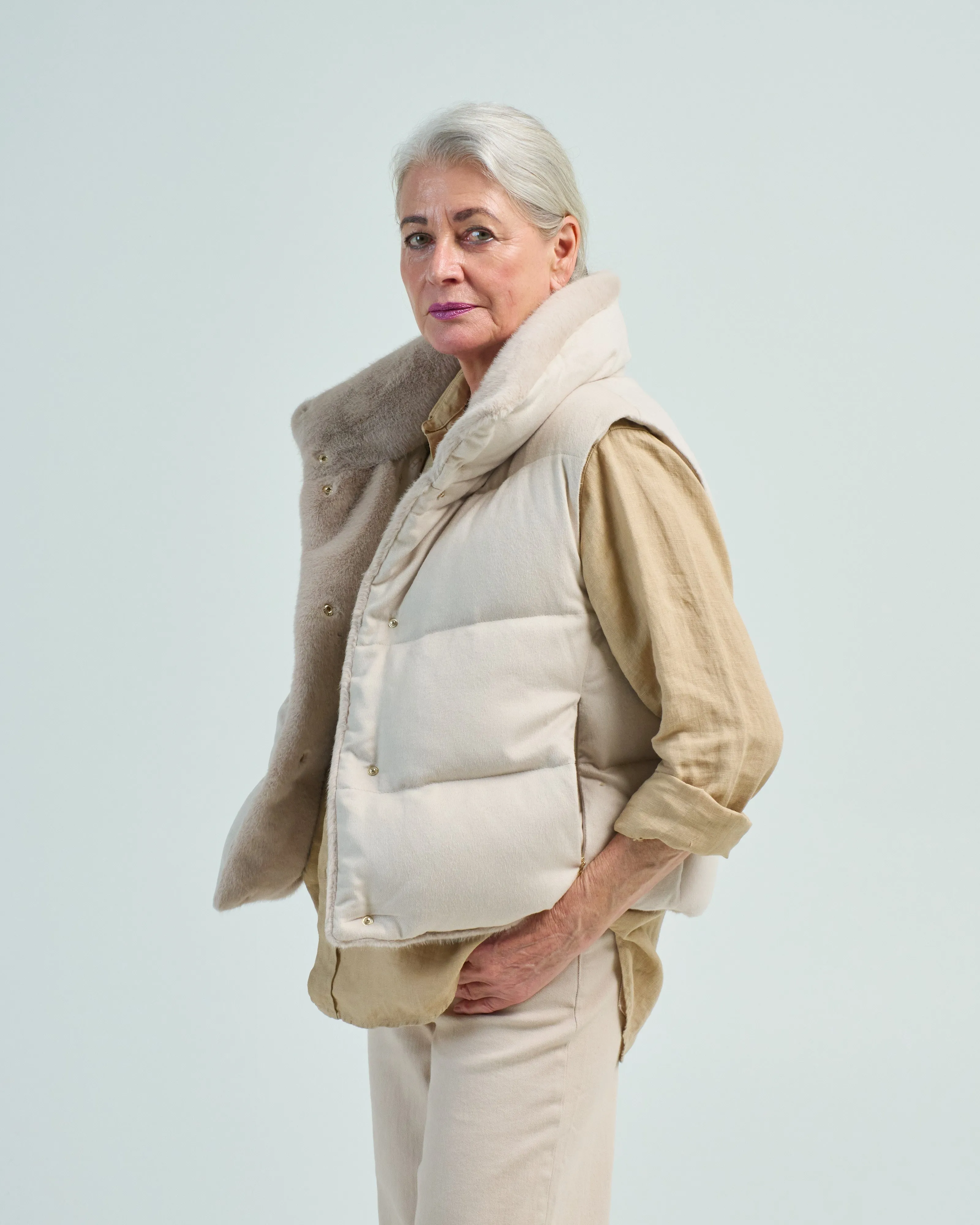 silk/cashmere quilted vest w/ faux fur