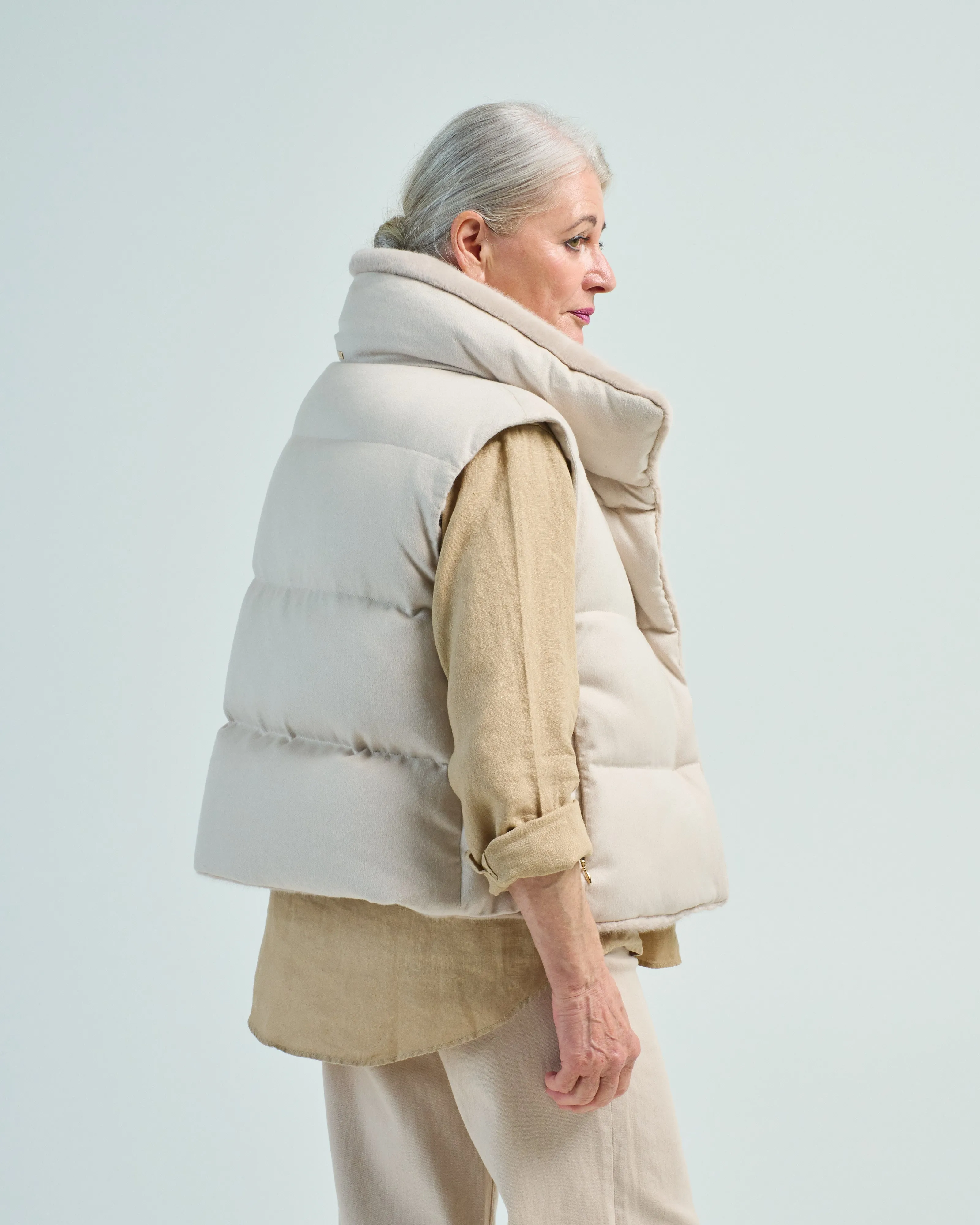 silk/cashmere quilted vest w/ faux fur