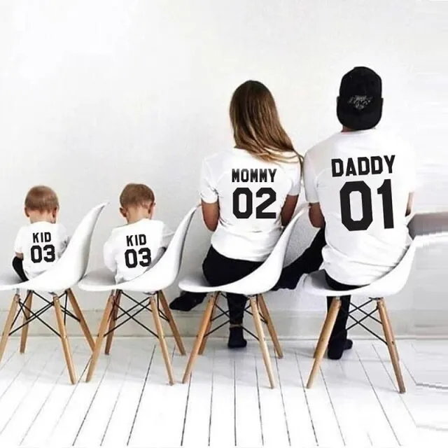 Summer Family Matching Outfits Look Daddy Mommy and Me T-shirt