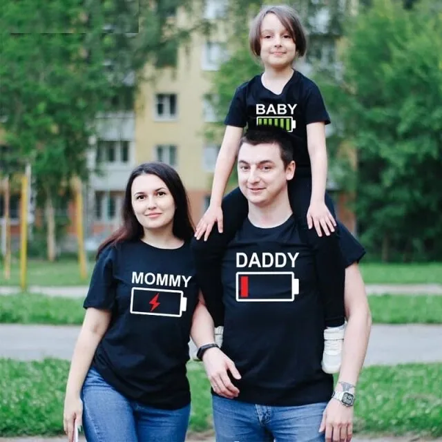 Summer Family Matching Outfits Look Daddy Mommy and Me T-shirt
