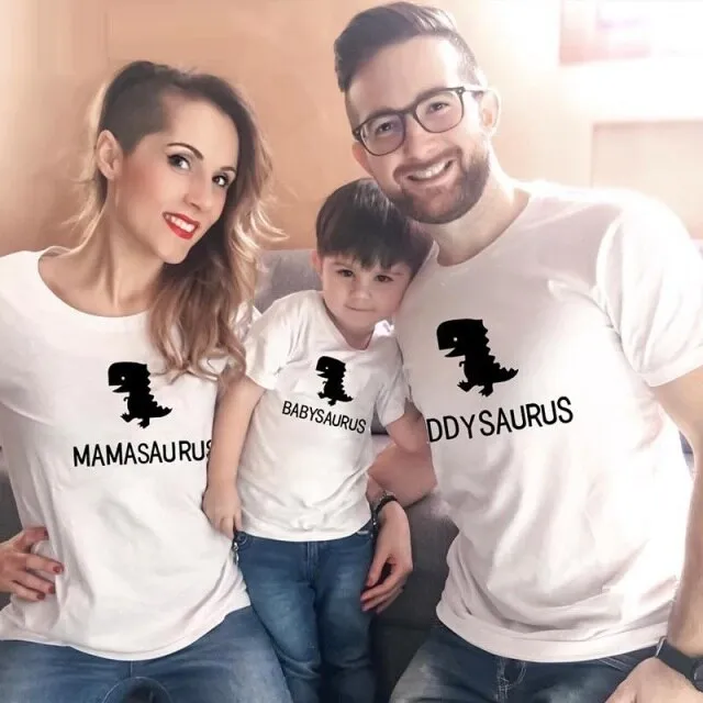 Summer Family Matching Outfits Look Daddy Mommy and Me T-shirt