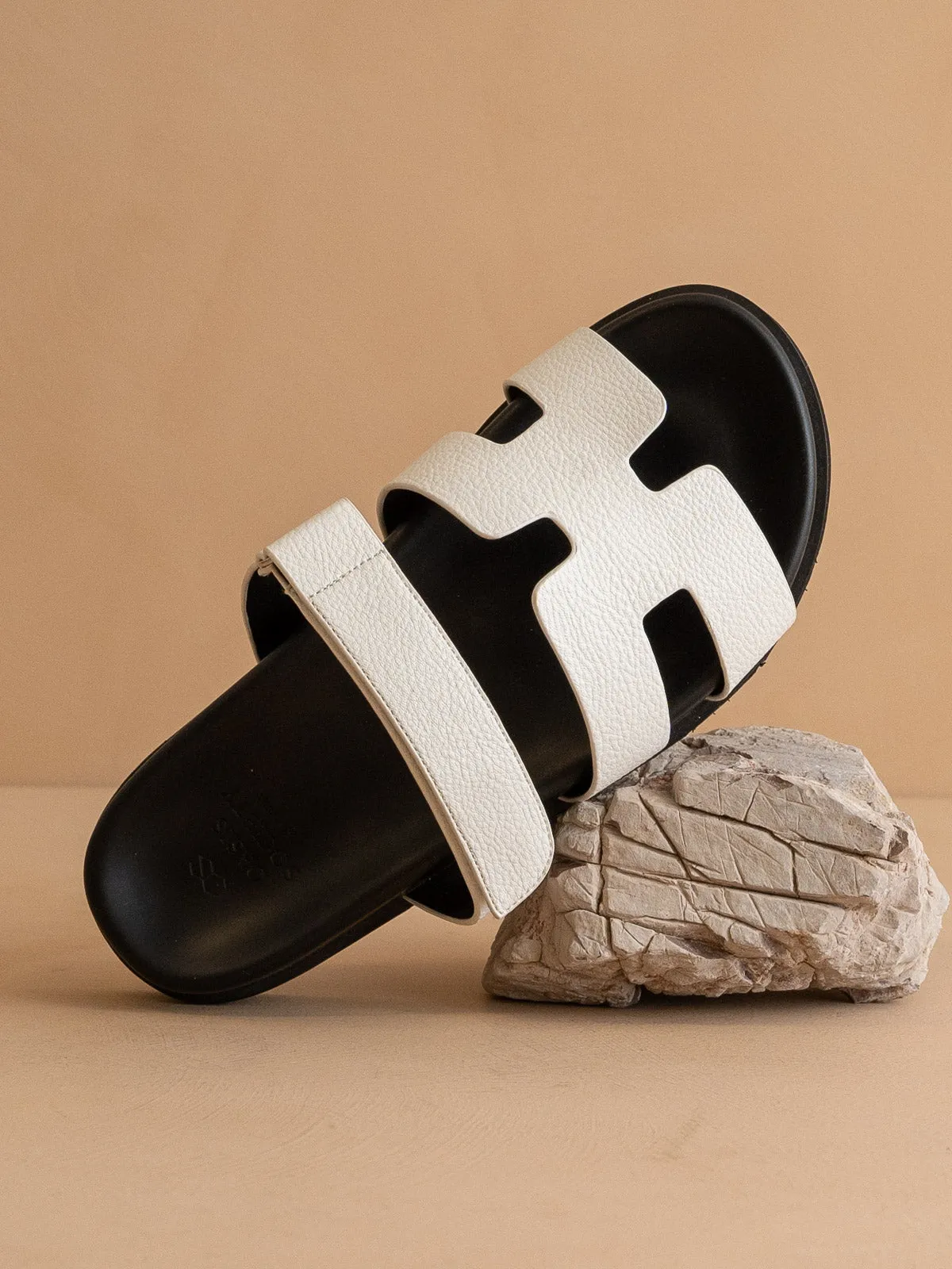 The Nice | White Bold and Comfortable Sandal