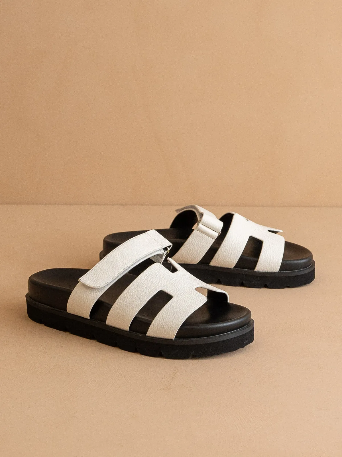 The Nice | White Bold and Comfortable Sandal