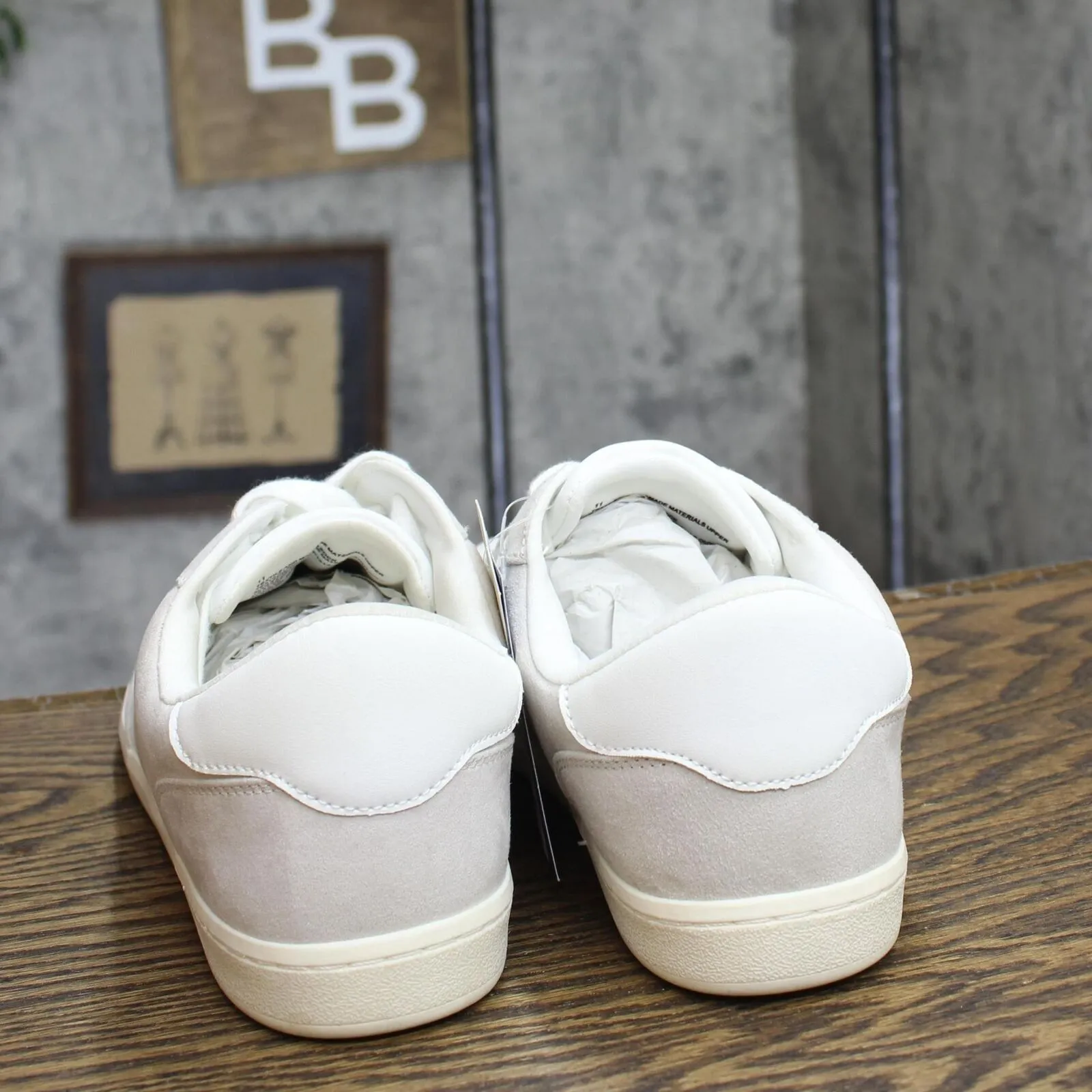 Universal Thread Nikita Fashion Sneakers with Memory Foam Insole Beige Brown 11M