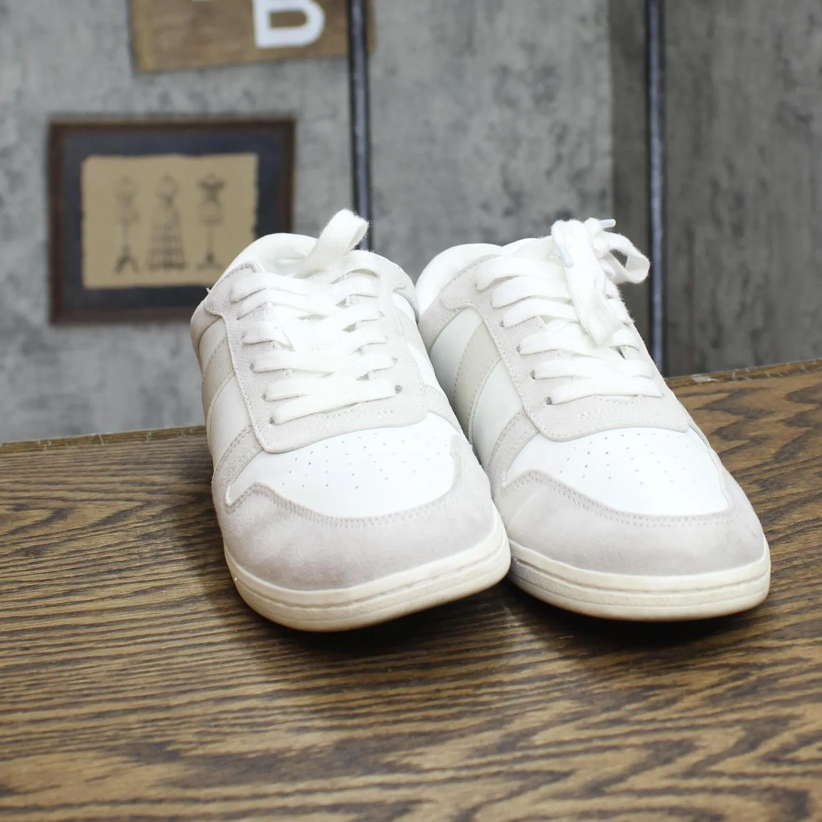 Universal Thread Nikita Fashion Sneakers with Memory Foam Insole Beige Brown 8M