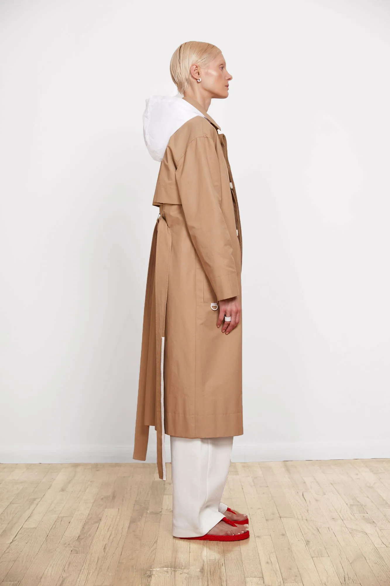 WATER RESISTANT SUSTAINABLE CAR COAT