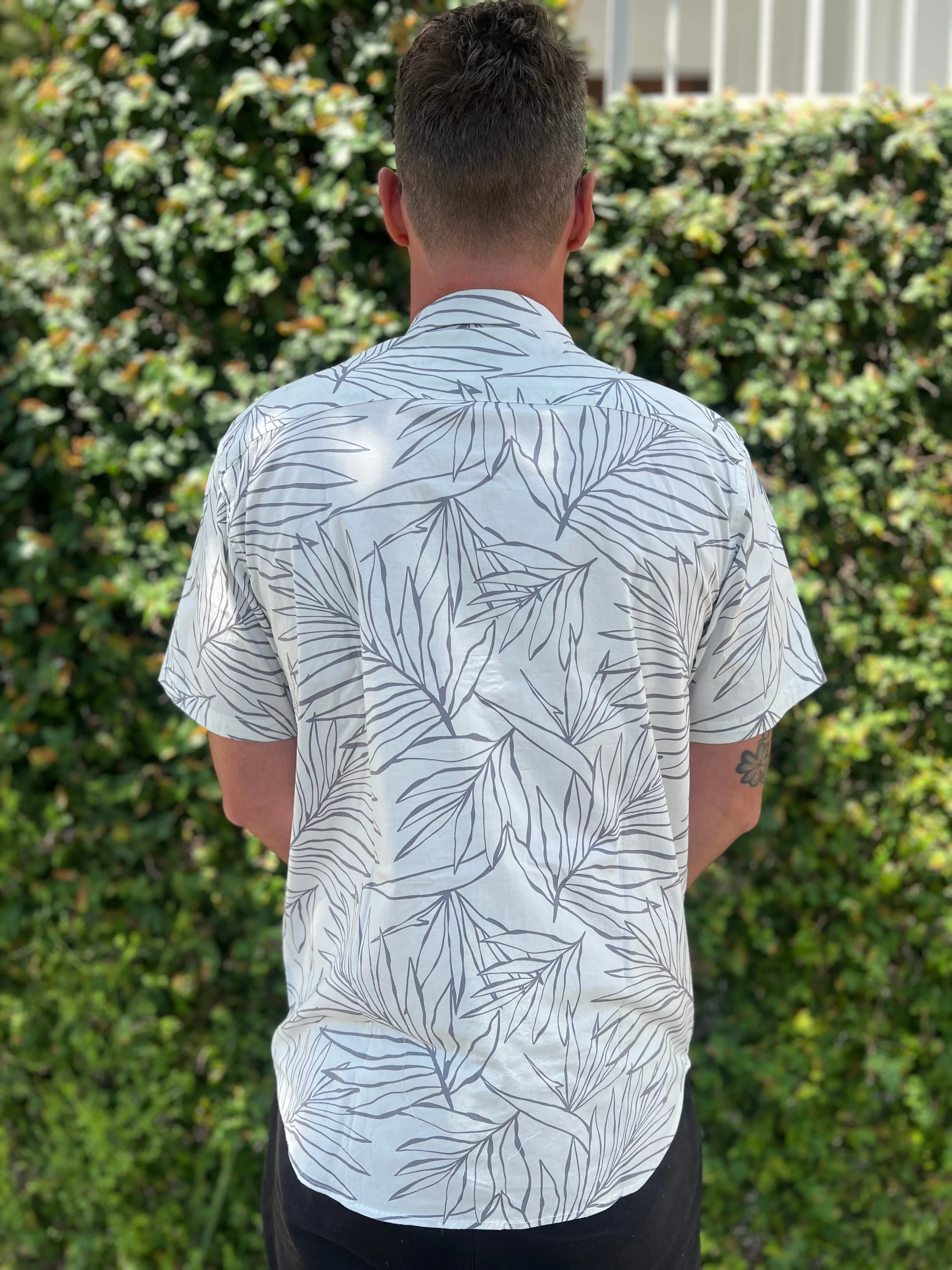 WBZ Makaha Woven Button Down