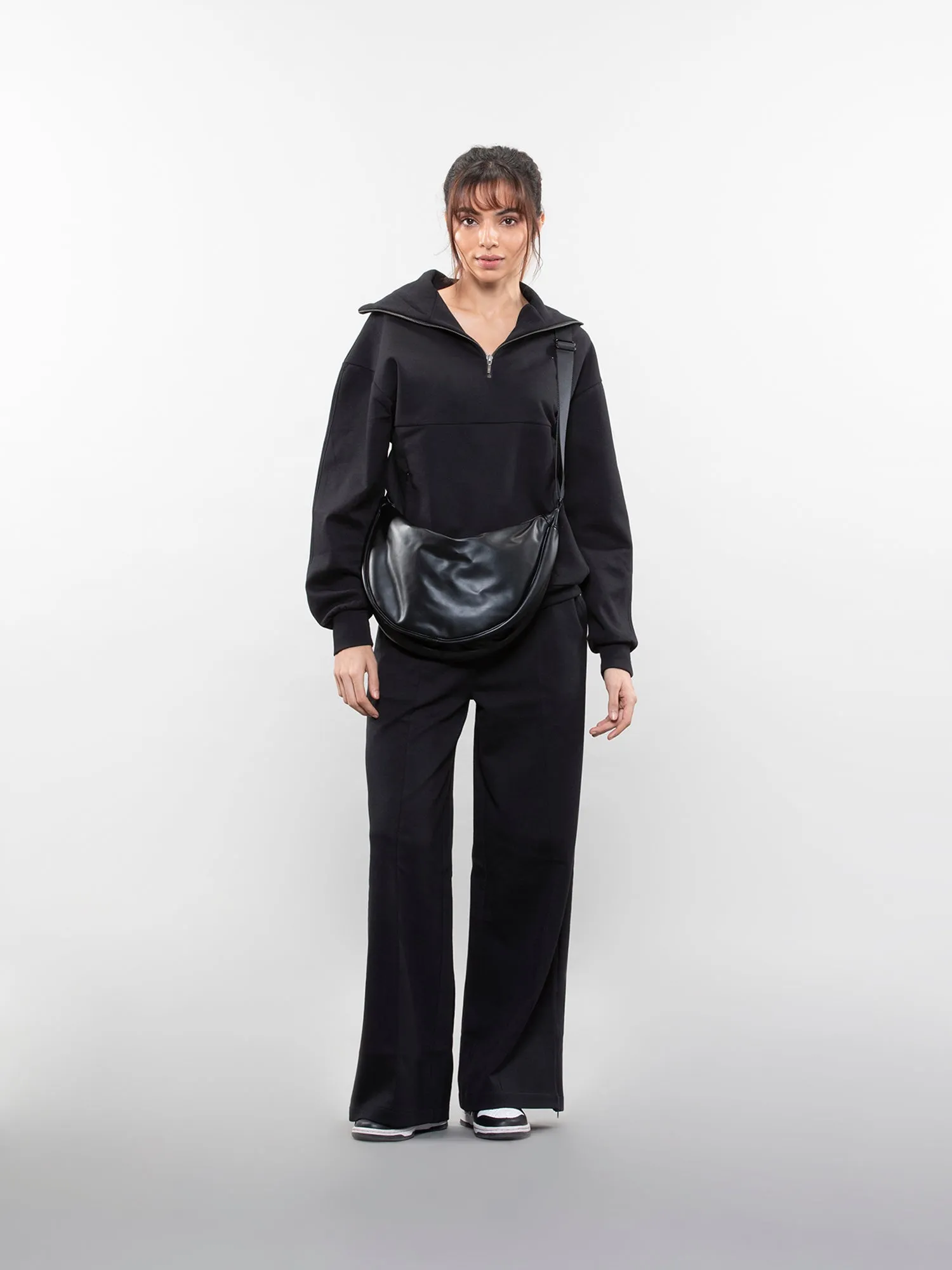 Wide-leg pants
