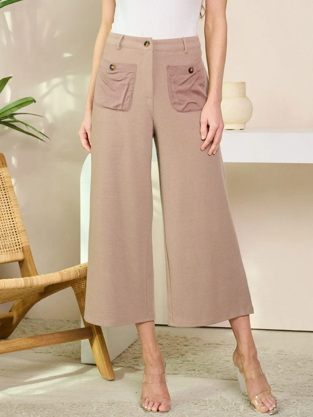 WOMEN'S BUTTON CLOSURE WIDE LEG CAPRI PANTS