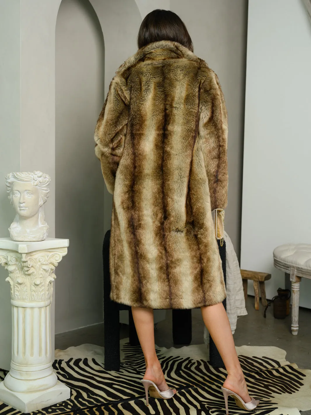 WOMEN'S LONG FAUX FUR POCKETS COAT