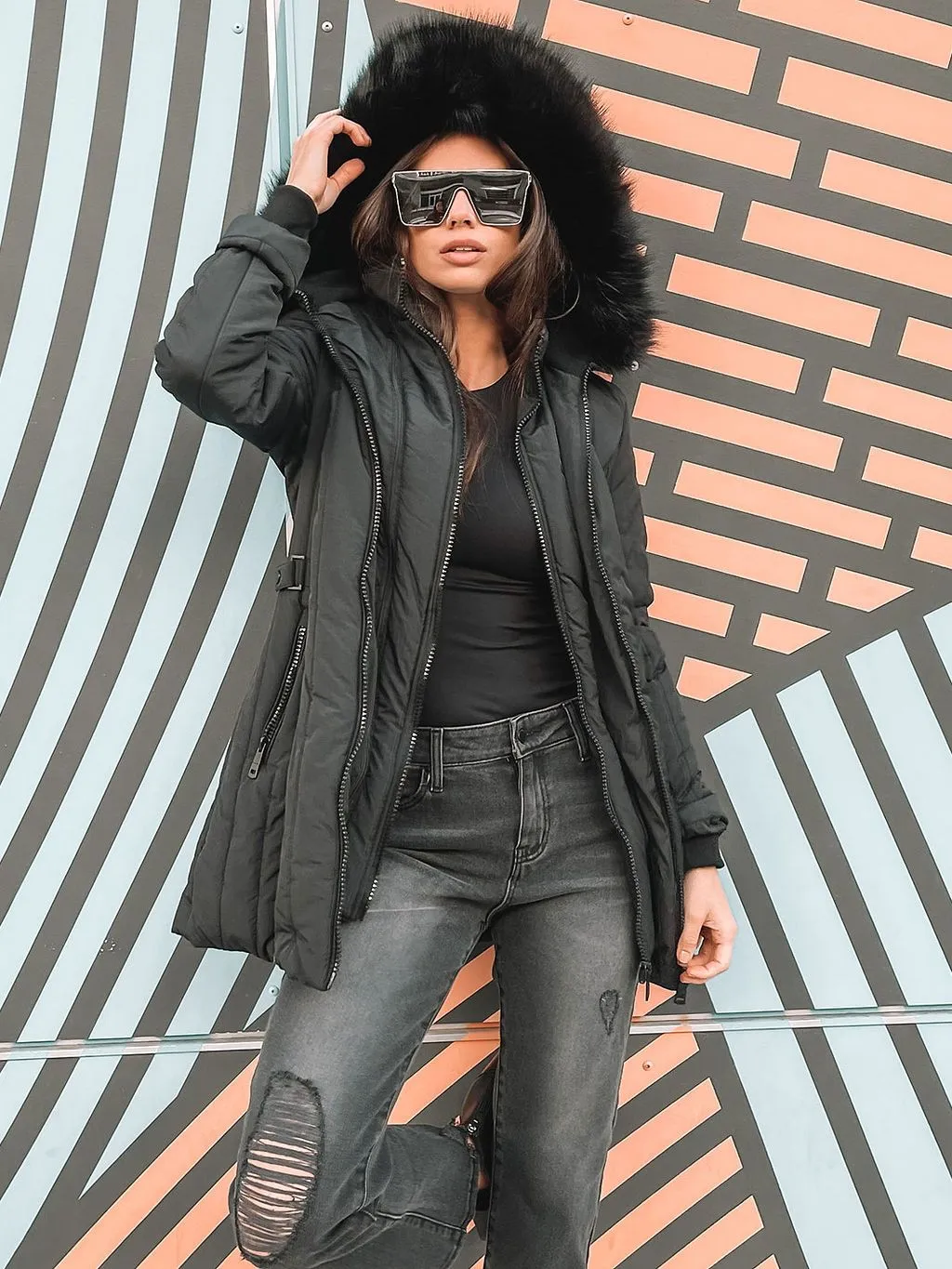 WOMEN'S MID-LENGTH HOODED FAUX FUR-LINED QUILTED COAT