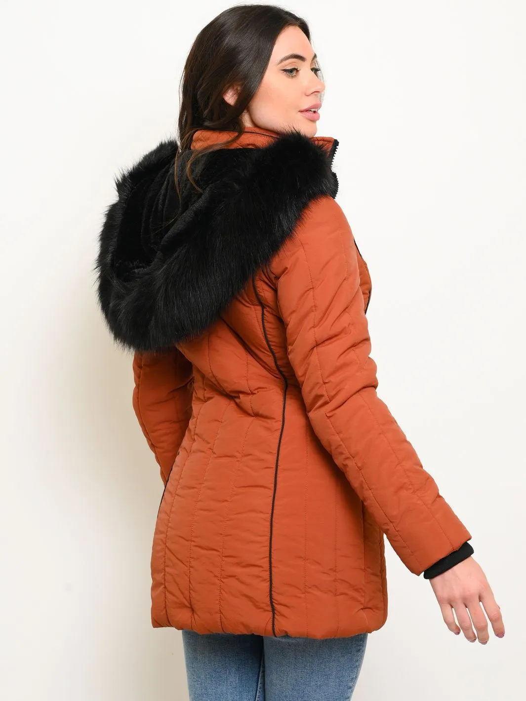 WOMEN'S MID-LENGTH HOODED FAUX FUR-LINED QUILTED COAT